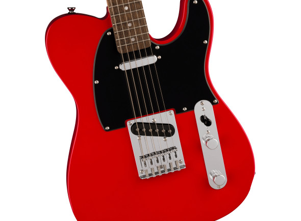 fender-squier-sonic-laurel-fingerboard-black-pickguard-torino-red_644a7c9c0c81f.jpg