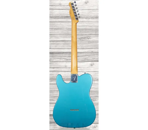 fender-vintera-70s-ltd-pf-lake-placid-blue_6092a1806e9cc.webp