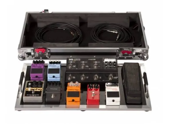 gator-g-tour-pedalboard-lgw_5925a31225a78.webp