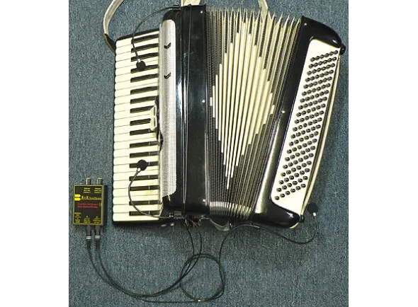 kk-sound-accordion-microphone-system_5c49e83d5ce2d.webp