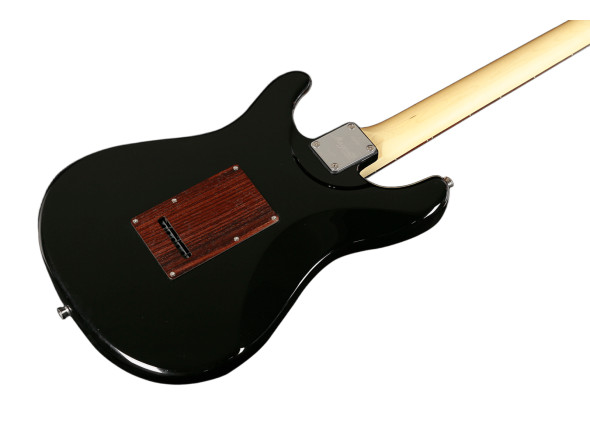 Magneto Guitars Guitarra Elétrica HSS US-1300RC Black com saco 