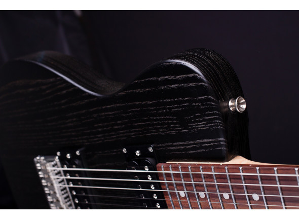 magneto-u-one-u-wave-classic-transparent-black-matte-ash-with-gig-bag_68d666cfebae6.jpg