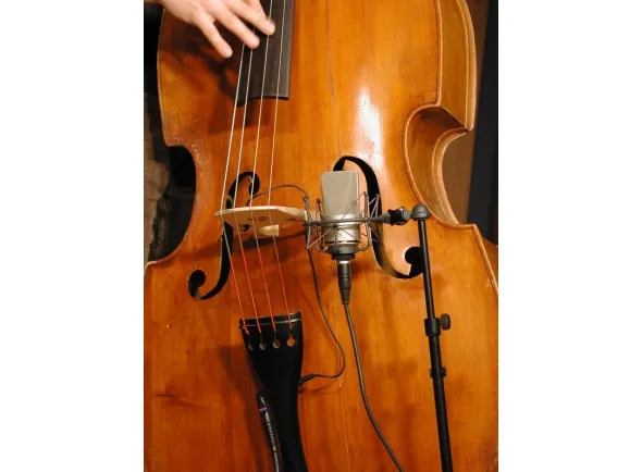 neumann-tlm-103_5f22e60ad4e3a.webp