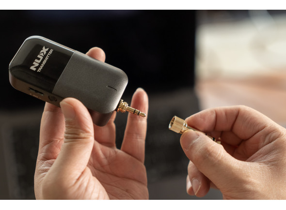 nux-c7-in-ear-monitoring_6aa95bcbccd35.jpg