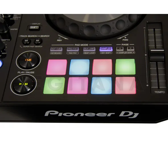 pioneer-ddj-800_602a627d425fa.webp