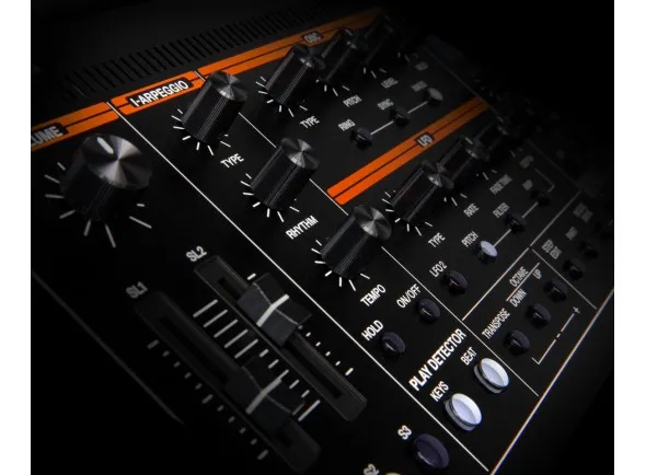 roland-jupiter-xm_5f0c3f5347104.webp
