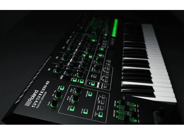 roland-system-8_5994172b9ccc3.webp
