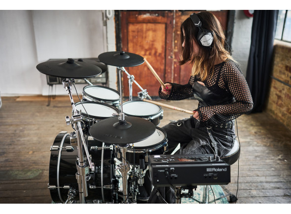 roland-vad316-v-drums-acoustic-design_68e778a4e7e67.jpg