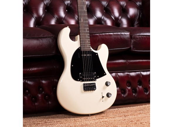 Shergold Masquerader Standard SM11 Solid Quartz White Gloss 