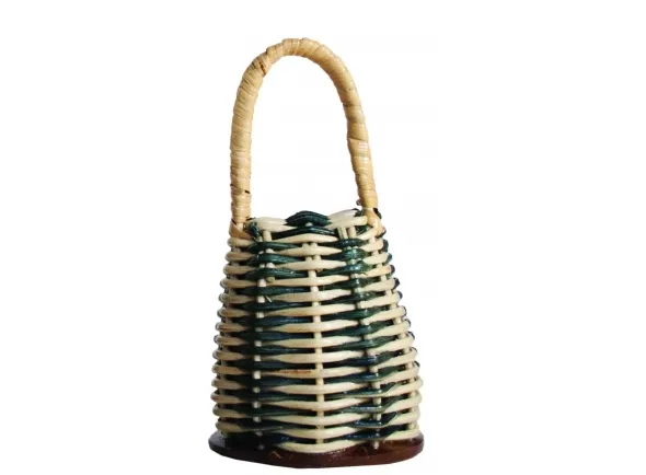 terre-caxixi-rattan-coconut-s_5df1239f40098.webp