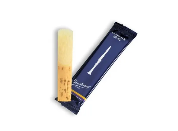 vandoren-classic-blue-eb-clarinet-15_5c2e5100bf4c3.webp