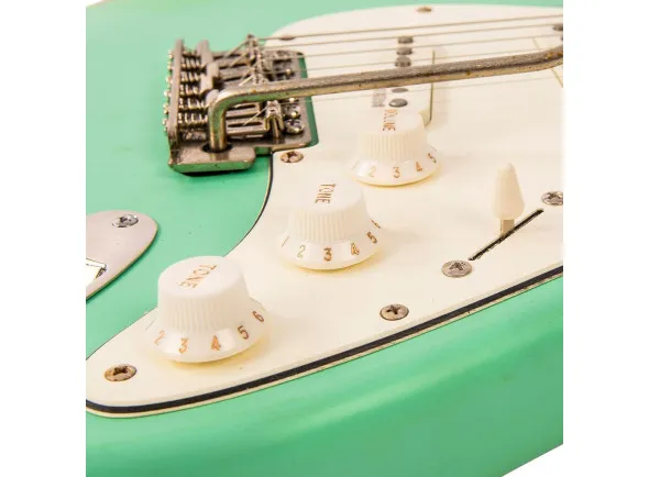 vintage-v6-icon-distressed-ventura-green_6128b5cf3df4c.webp