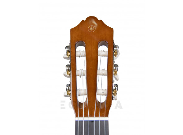 Yamaha C40