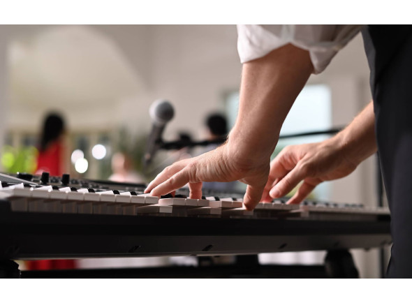 yamaha-psr-sx920_66ec2fbd2224f.jpg