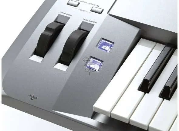 yamaha-tyros-5-76_591c7852843be.webp