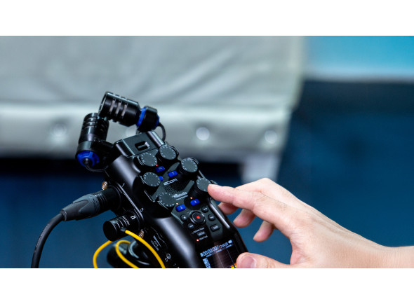 Zoom H6studio - gravador portátil de 6 pistas 32-bit float USB preto