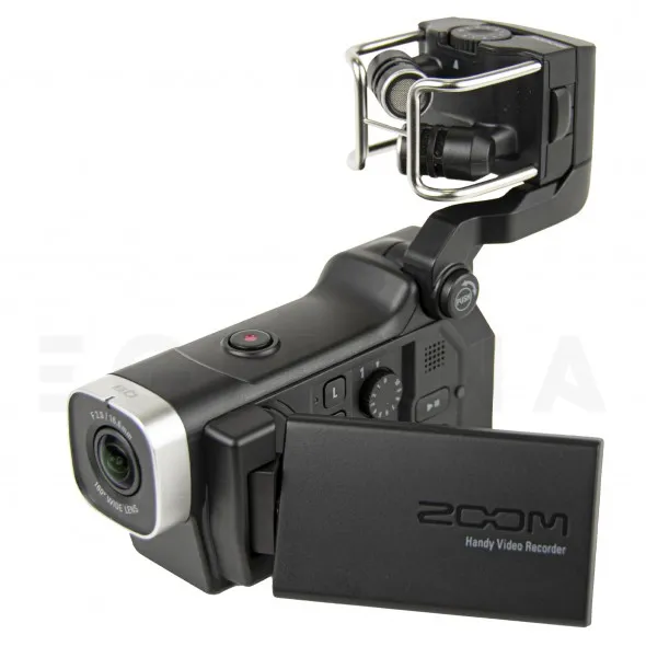 zoom-q8_5f903c7cbfa1d.webp