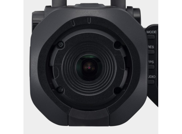zoom-q8n-4k_6419a9942b812.jpg